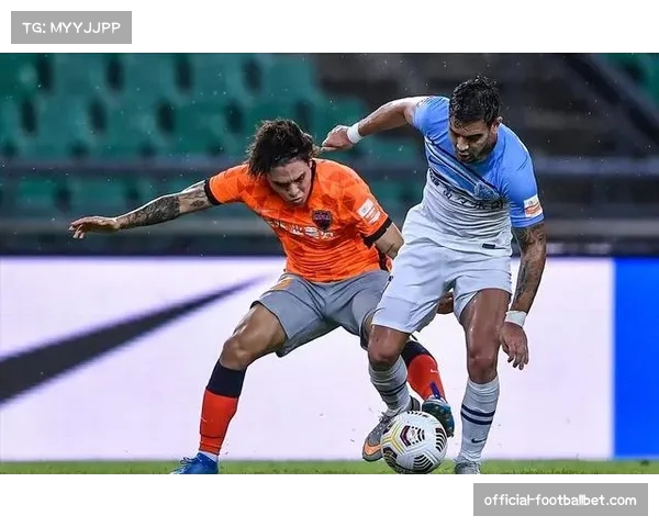 深圳吉祥球员半场发挥稳健 助队保持不败之身